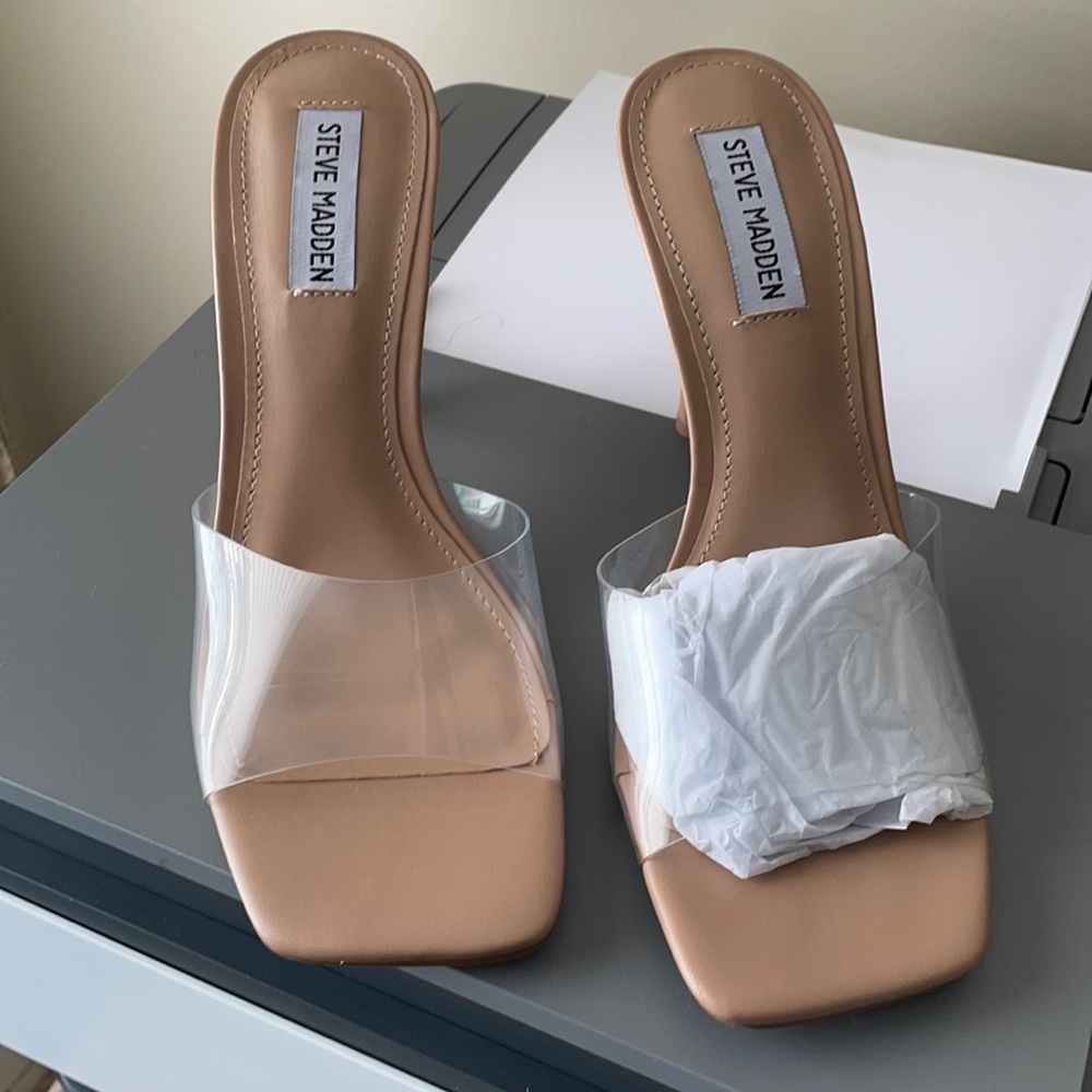 Steve Madden heel